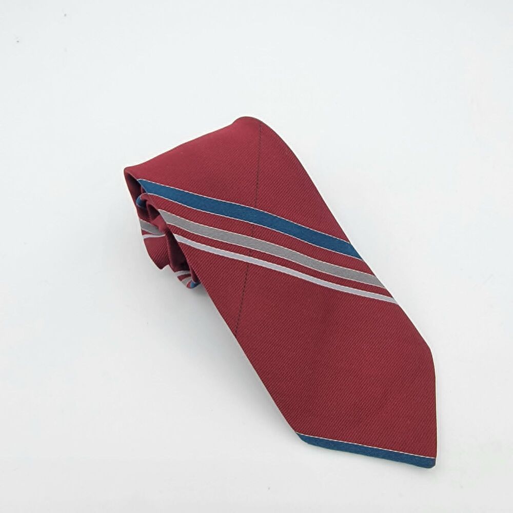 Red, Blue striped Men's Necktie Polyester Vintage Size 55 x 3